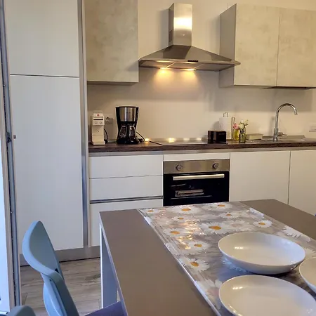Tritone Apartament